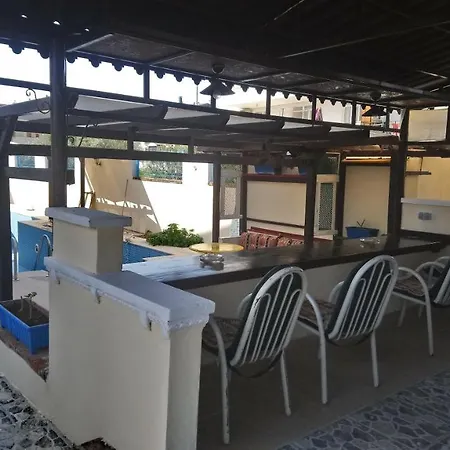 Hania - Adults Only Frühstückspension 4*