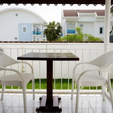 Hania - Adults Only Frühstückspension 4*