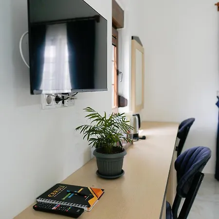 Hania - Adults Only Frühstückspension 4*