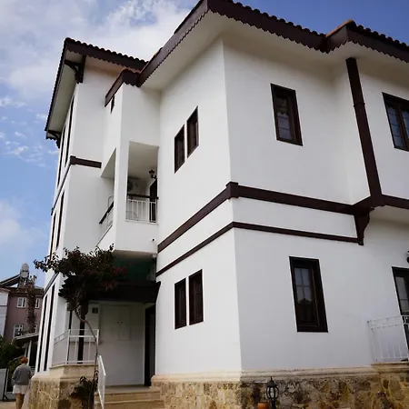 Hania - Adults Only Frühstückspension 4*