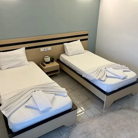 Frühstückspension Hania - Adults Only Side