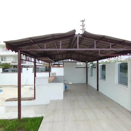 Hania - Adults Only 4* Side